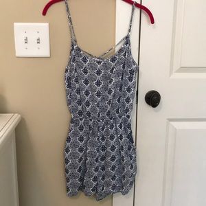 Blue & white patterned romper
